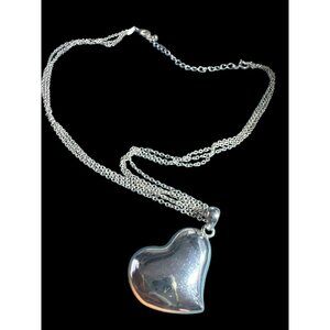 AVON Silvertone Heart Pendant Necklace With Multi-Strand Chain & Lobster Clasp